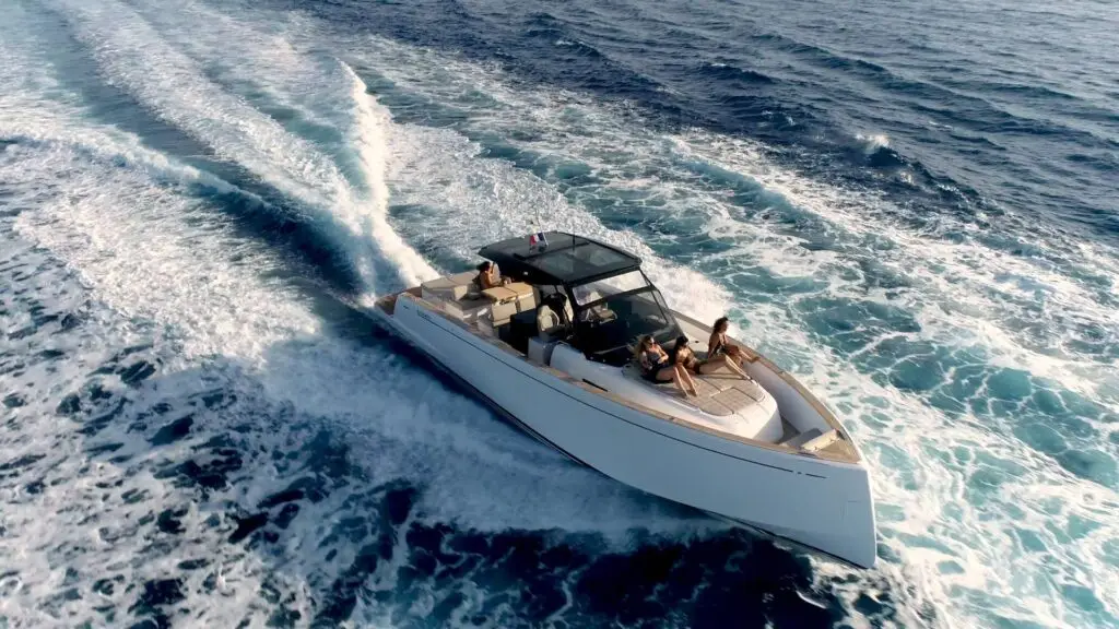 Bateau Pardo 43 11 personnes 14m