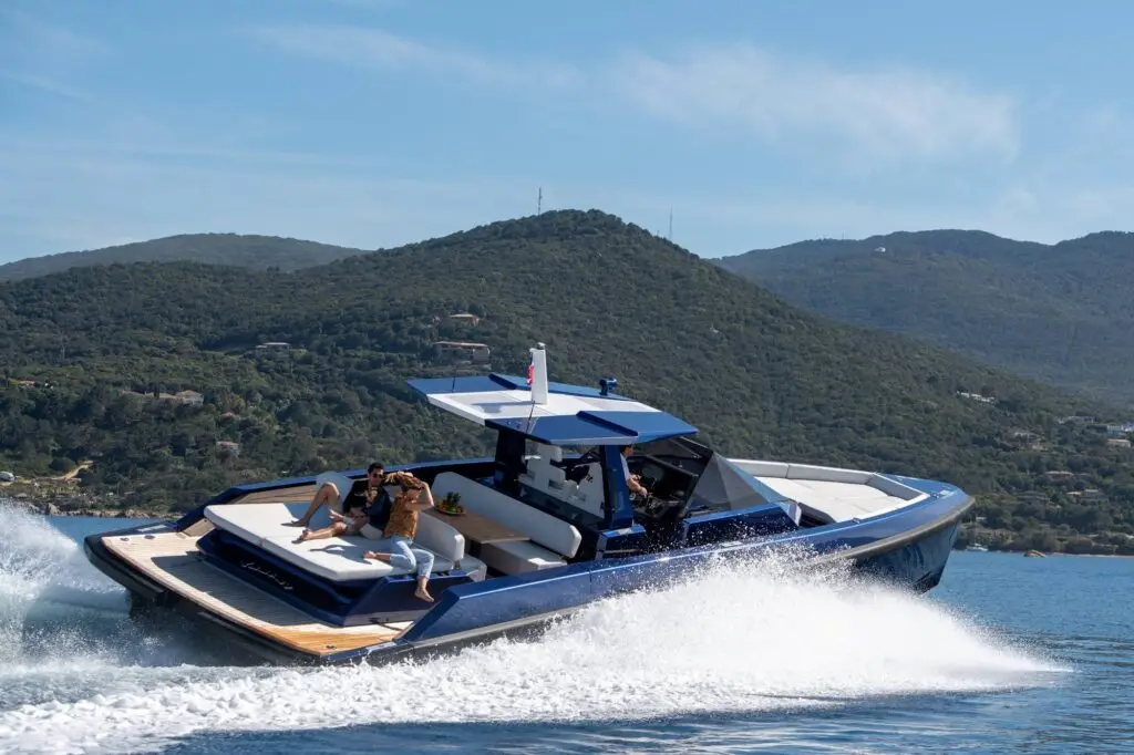 Bateau Wally 48 Tender 11 personnes 14.50m